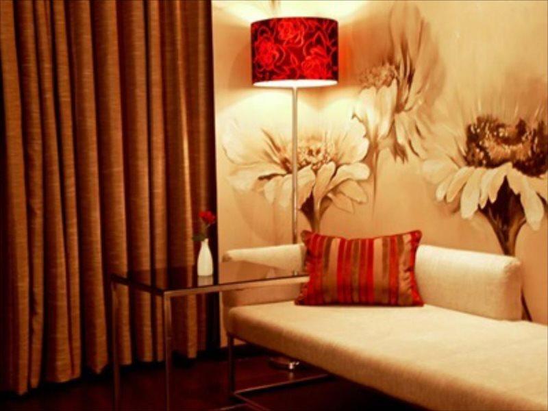 The Gaur Hotell Chandīgarh Eksteriør bilde